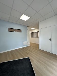 Entrée des bureaux de FEMASIF
